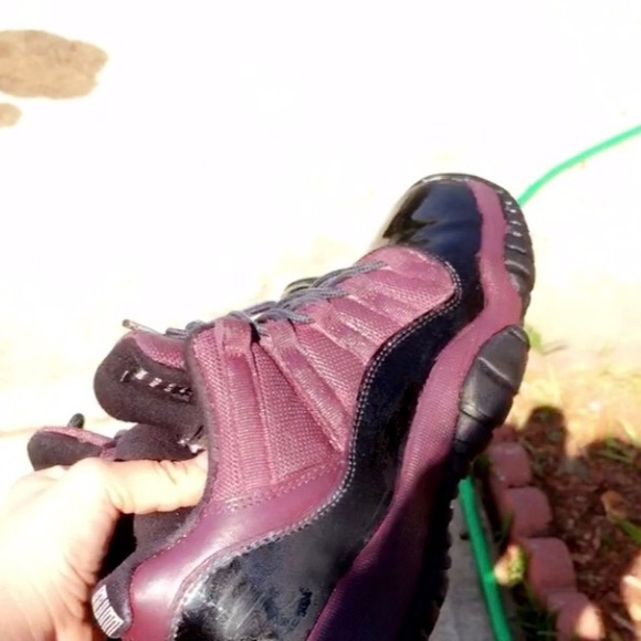 Custom burgundy 11 concord lows - Picture 4 of 4