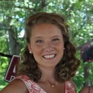 Meet your Posher, Elissa