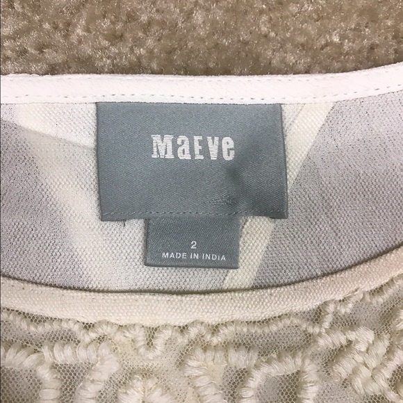 Maeve embroidered tulle blouse size 2 - Picture 4 of 4