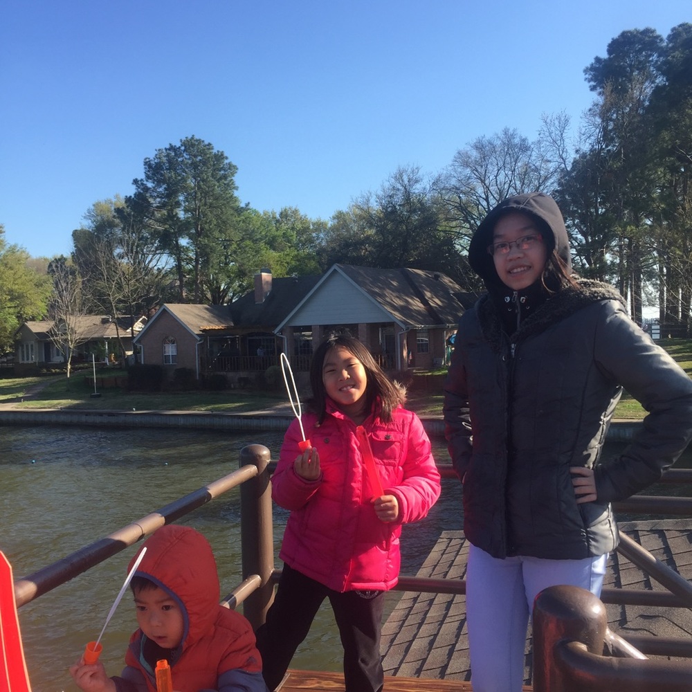 Meet your Posher, Tiffany