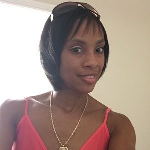 Meet your Posher, Angela