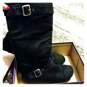 Black boots