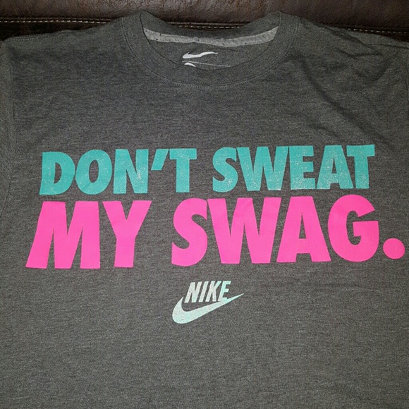 Nike'T - Picture 2 of 4