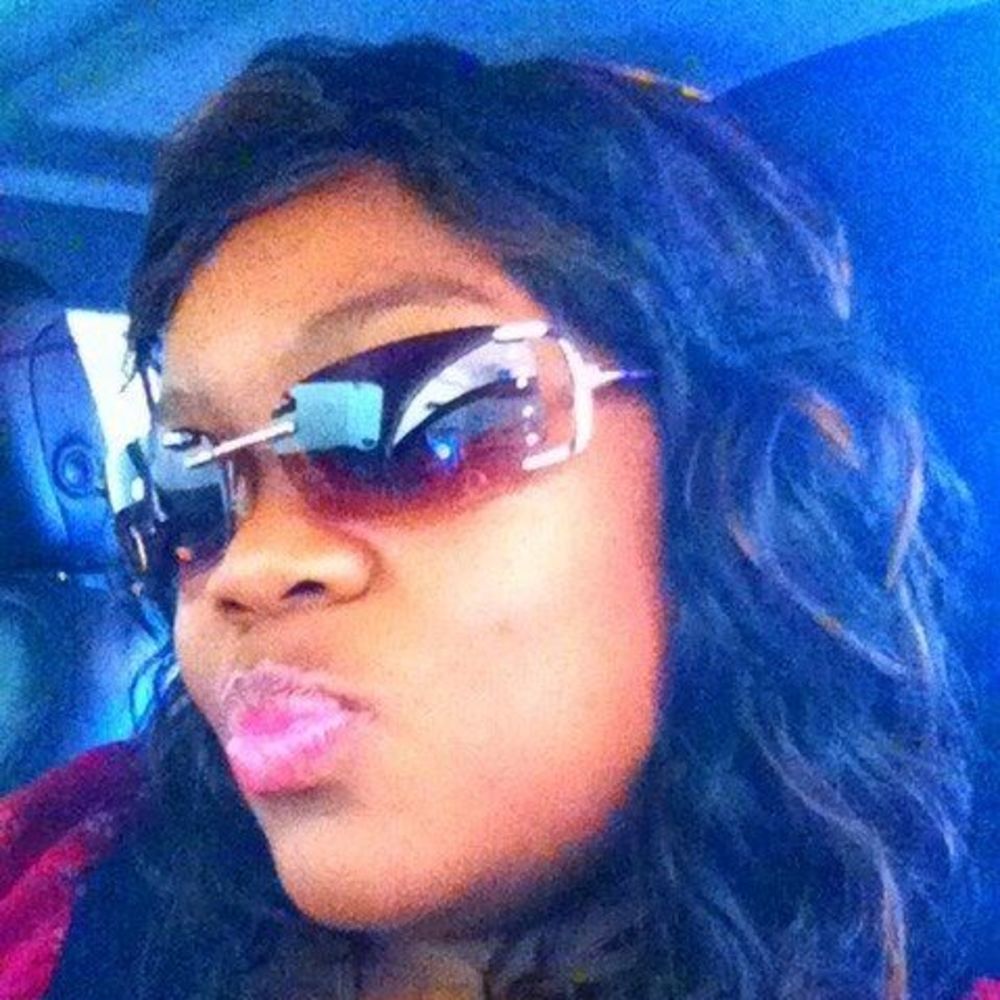 Meet your Posher, Charlotte