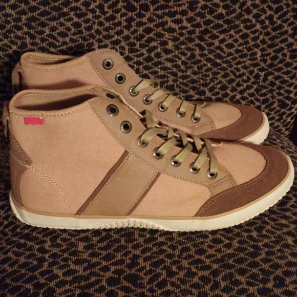 Levi's - Picture 5 of 5