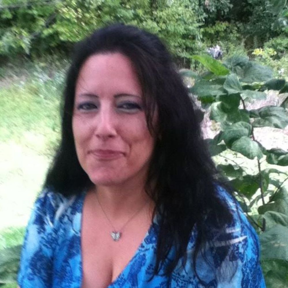 Meet your Posher, Amy