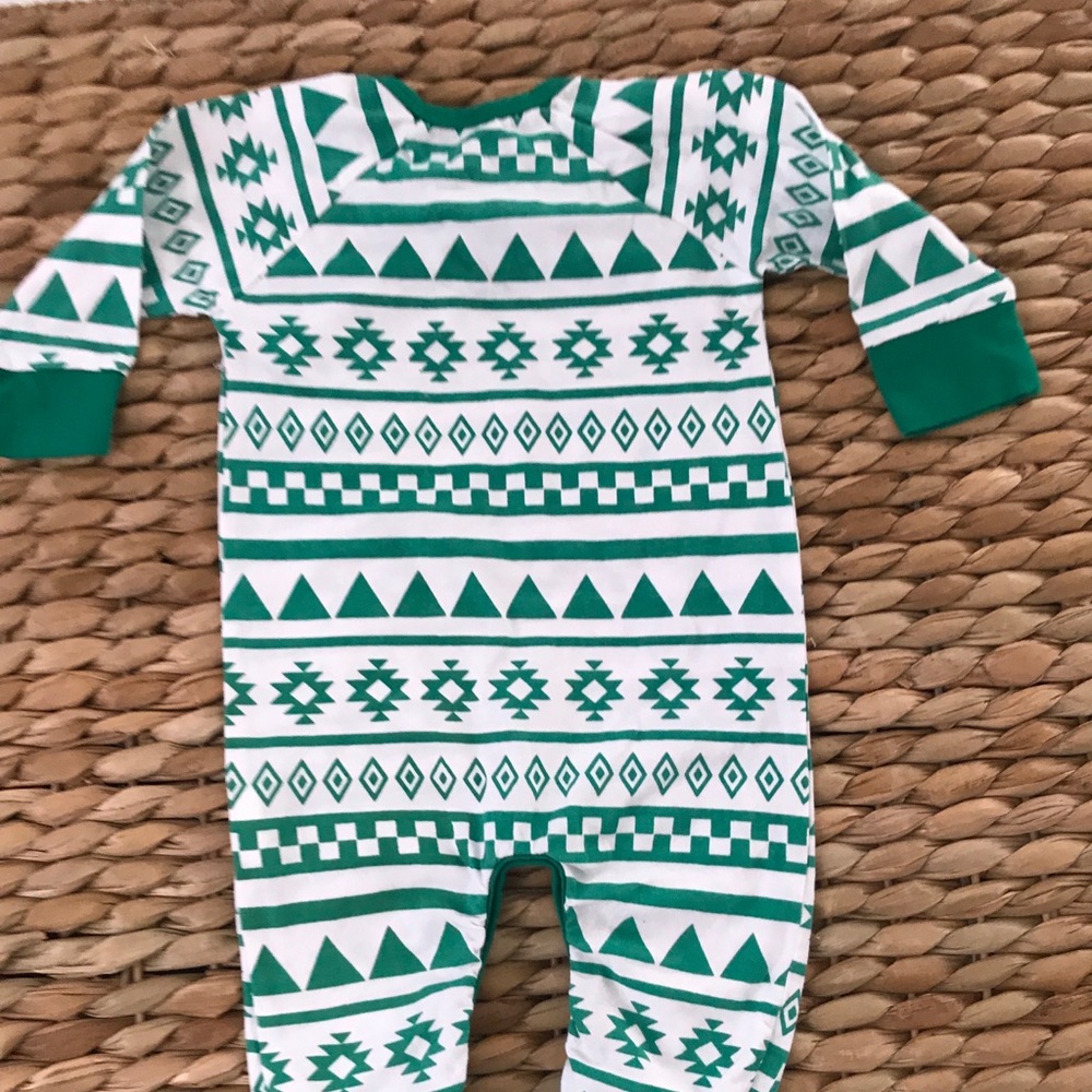 ♦️🆕♦️A.T.U.N. Printed onsie - Picture 2 of 7