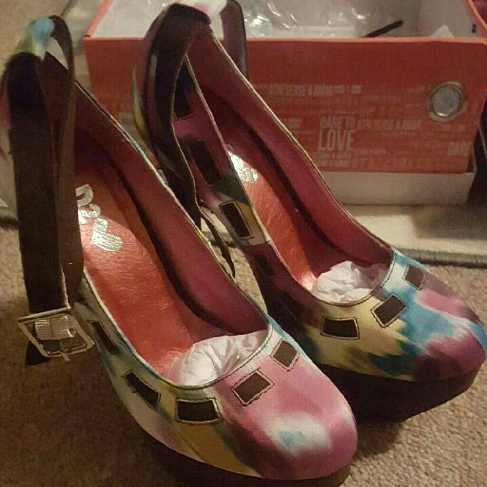 Multi color platform heels
