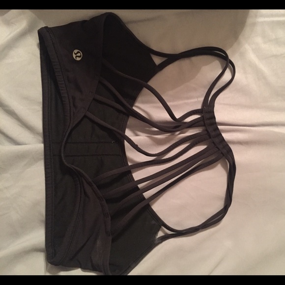 lululemon athletica Other - LIGHTEN UP BRA