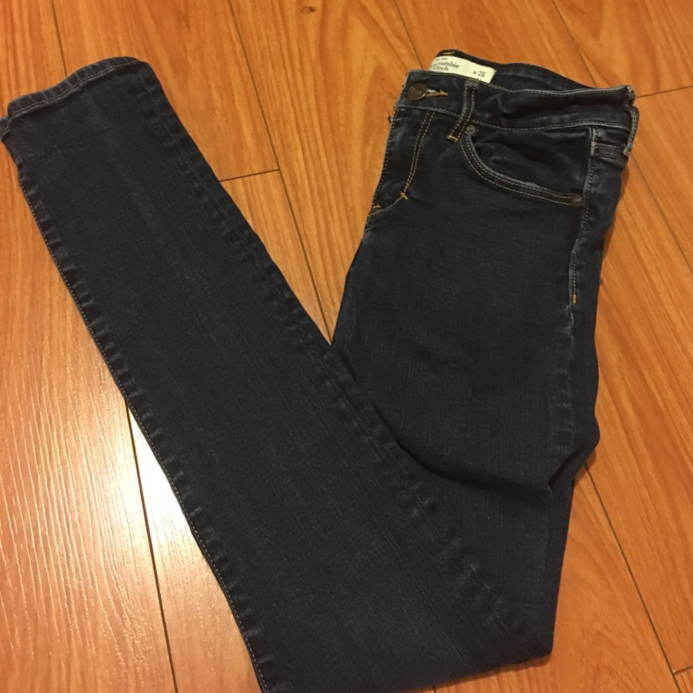 Skinny denim dark blue jeans