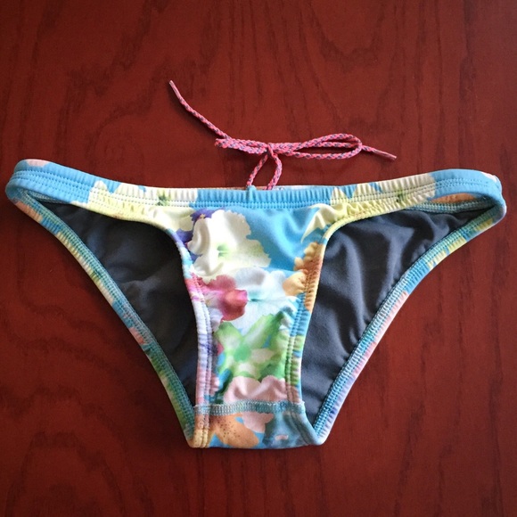 🚫SOLD🚫 - Picture 2 of 4