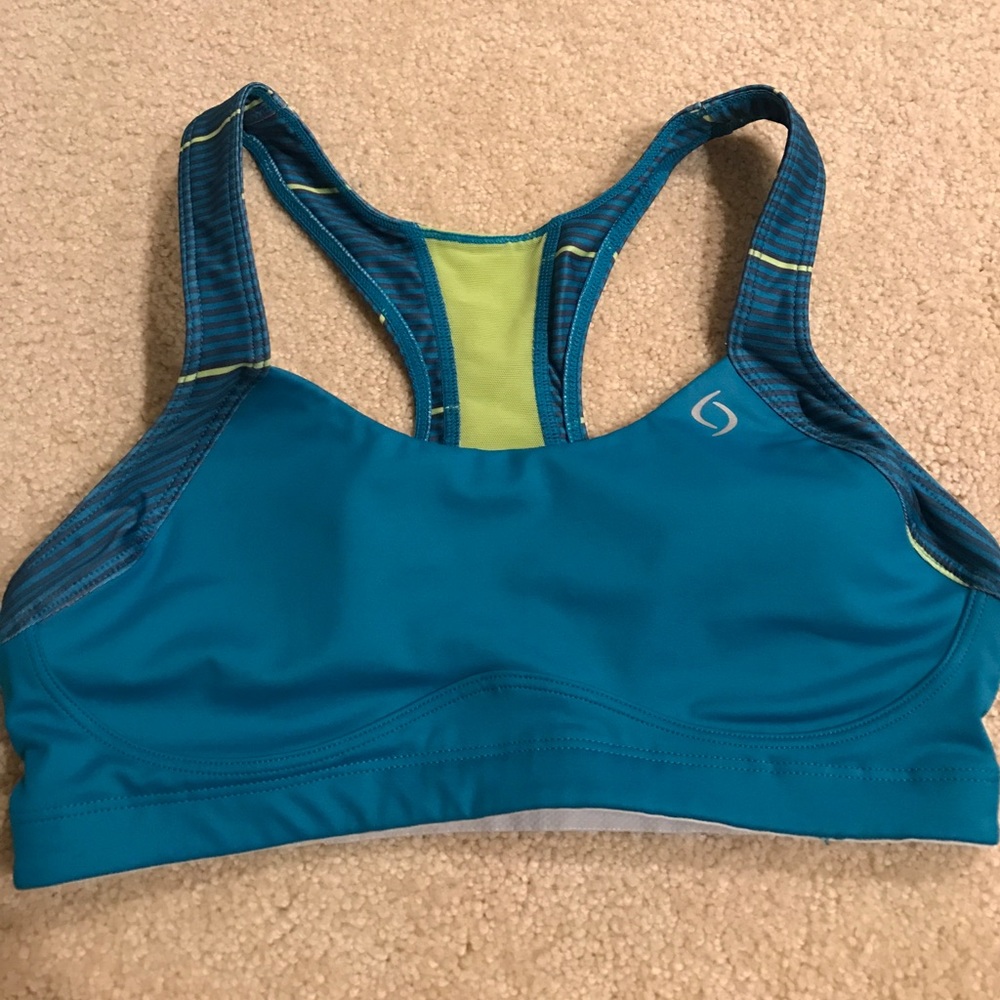 Sports bra