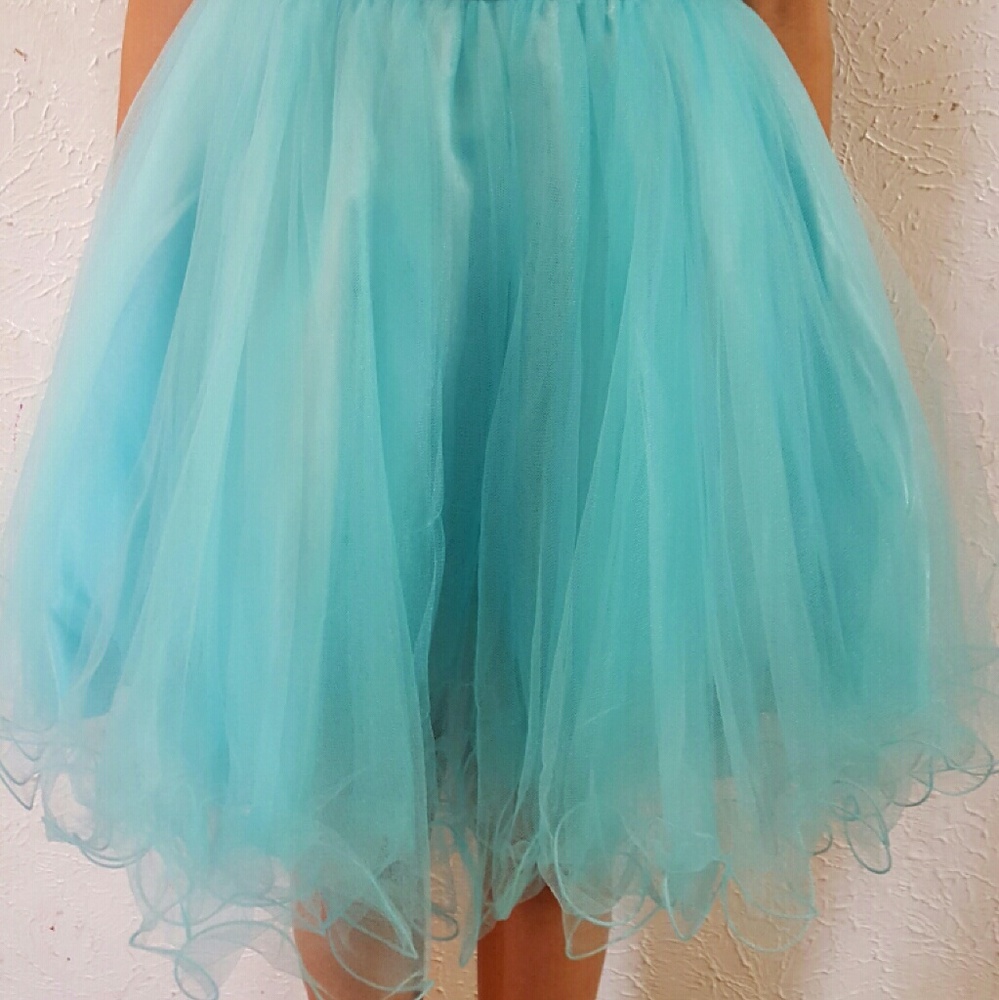 Dress - Picture 3 of 4