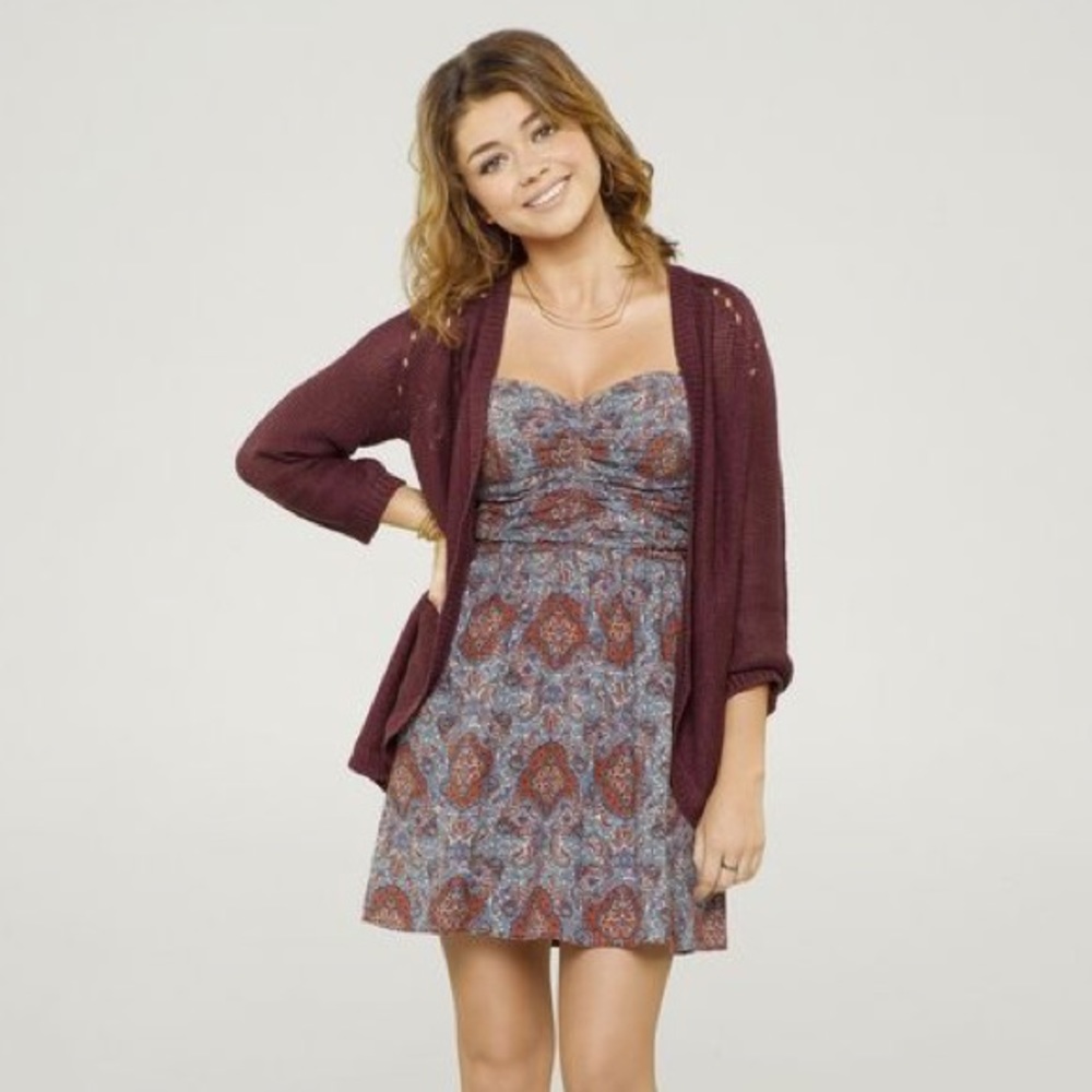 MODERN FAMILY band of gypsies paisley dress