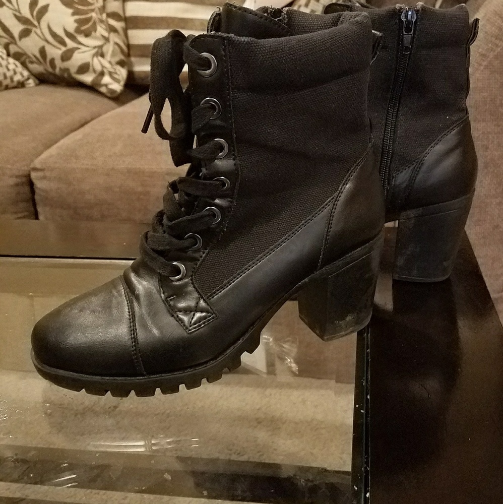 XOXO booties