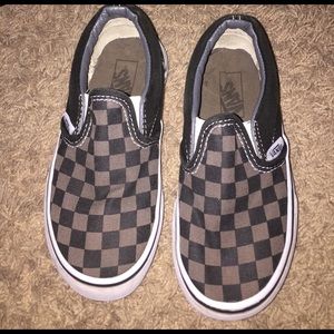 Checkered toddler vans
