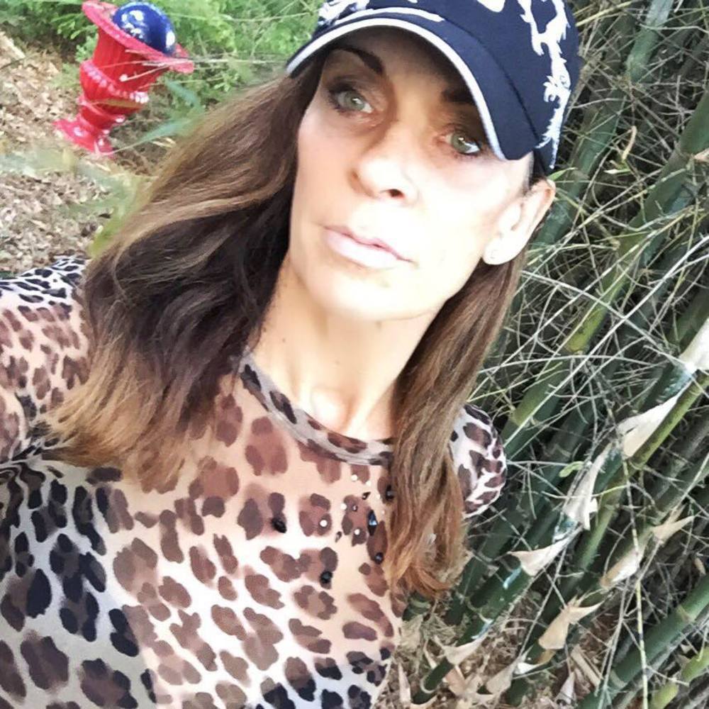 Meet your Posher, Dona