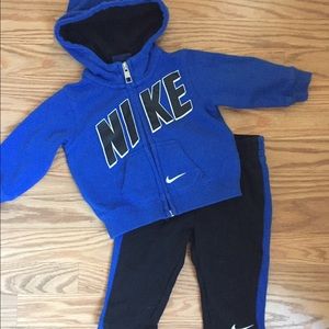 Boys 3-6 month Nike Sweatsuit