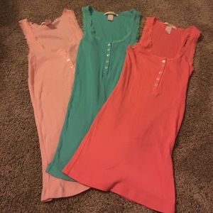 3 Victoria secret tank tops
