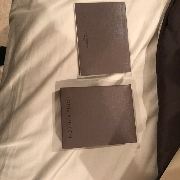 Louis Vuitton sneakers - Picture 5 of 6