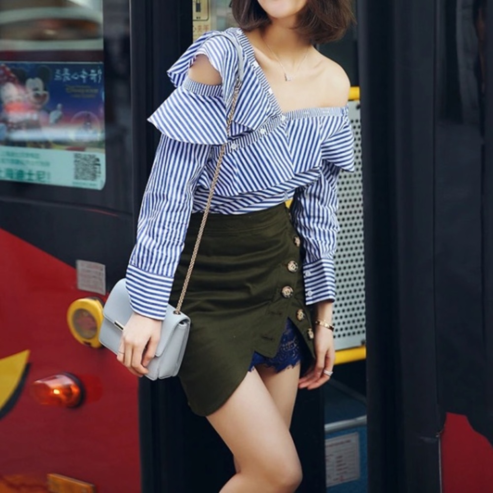 🆕 Alyssa Off The Shoulder Ruffle Top - Picture 3 of 8