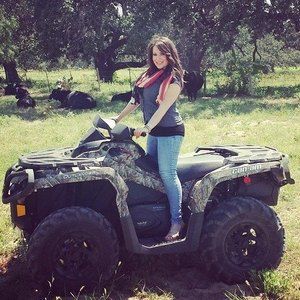 Meet your Posher, Lee