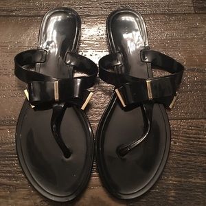 Bow Flip Flops