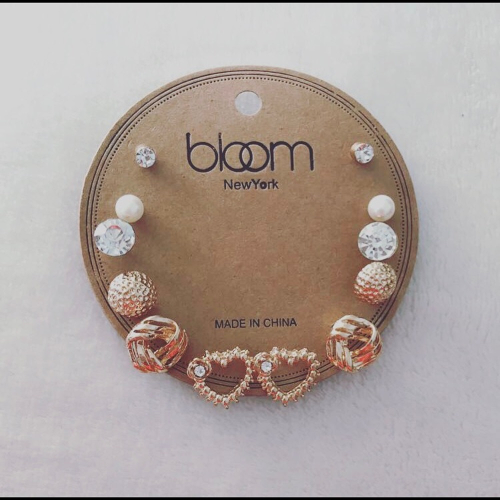 Earring set