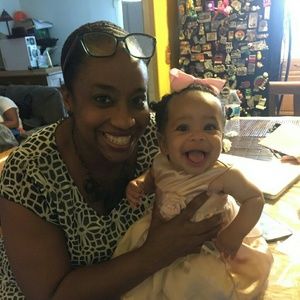 Meet your Posher, Stacy