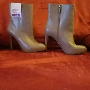 Louise et Cie Booties