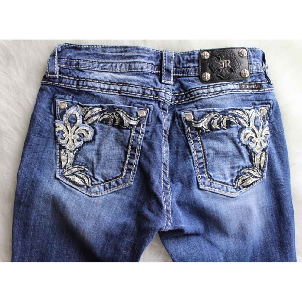 Miss Me Signature Skinny Jeans