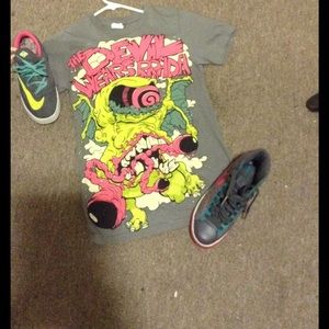 Devil Wear Prada t-shirt from hot topic