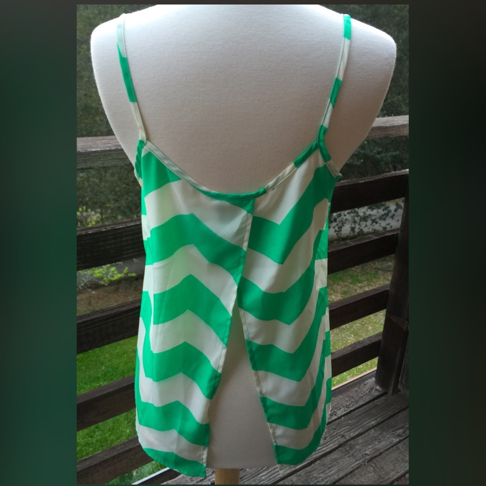 Summer Blouse Tank - Picture 2 of 4
