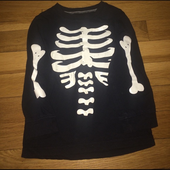 Two piece carters pajama set - Picture 2 of 3