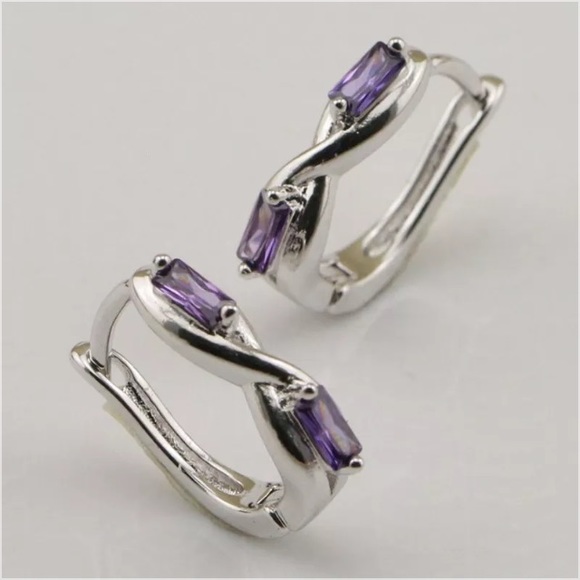 🔴SOLD🔴Purple Amethyst & 18K White Gold Earrings - Picture 3 of 4