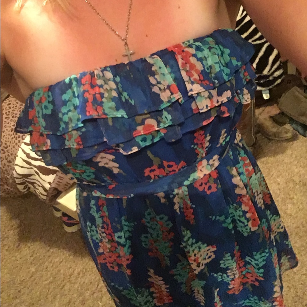 Flower dress - Picture 3 of 5