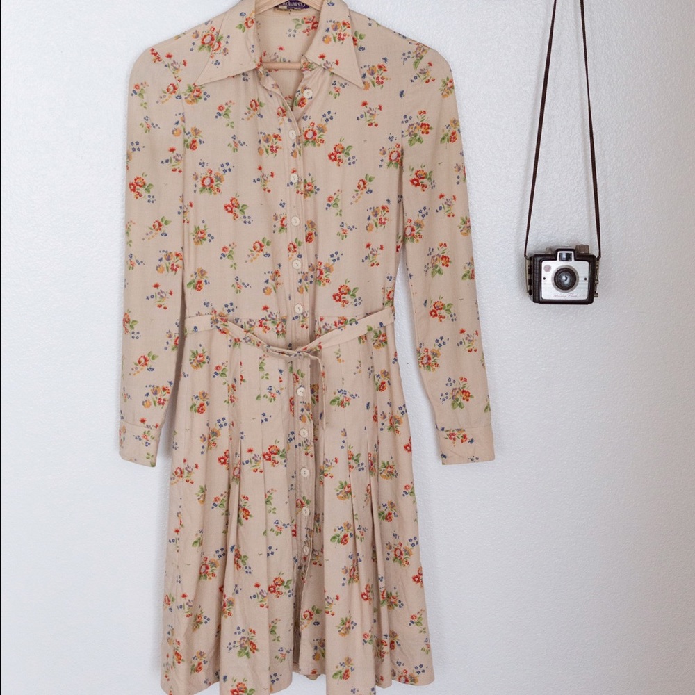{Donating Soon} Vintage 1960's Dress Size X-Small
