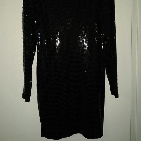 BLK FRIDAY DEAL! LITTLE BLK DRESS - Picture 2 of 8