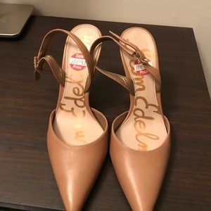Shoe