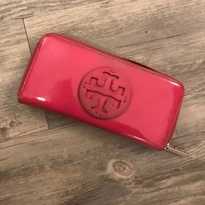 Tory Burch wallet