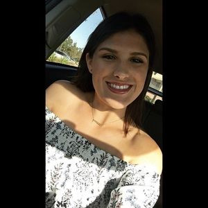 Meet your Posher, Delaney