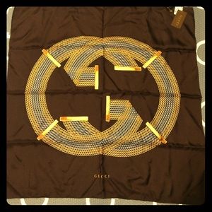 Gucci silk scarf 70x70