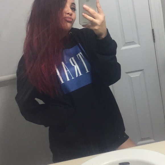 Gap Trap hoodie - Picture 3 of 3