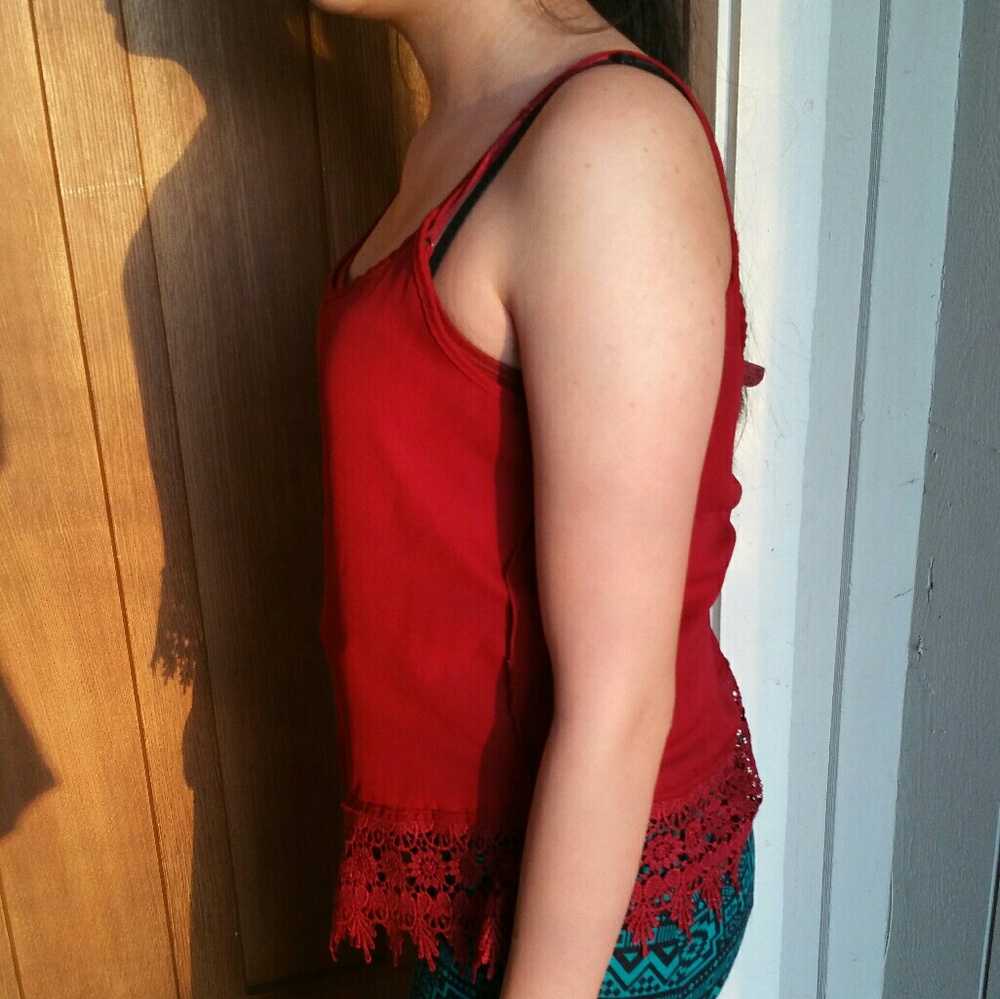 Summer Top - Picture 2 of 2