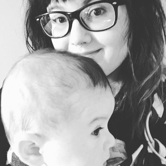 Meet your Posher, Laila - Picture 1 of 1