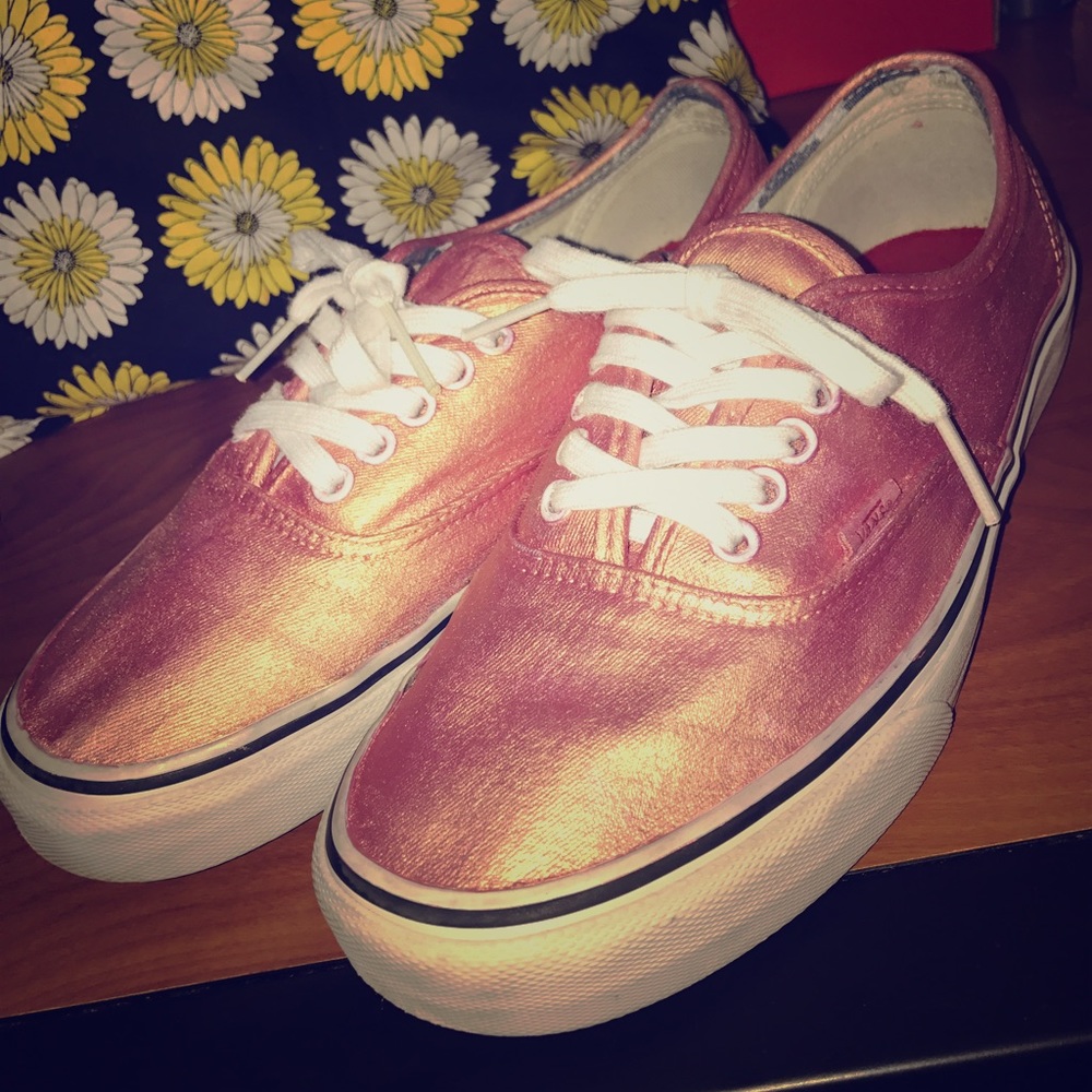 Hand Painted Pink-Gold Vans