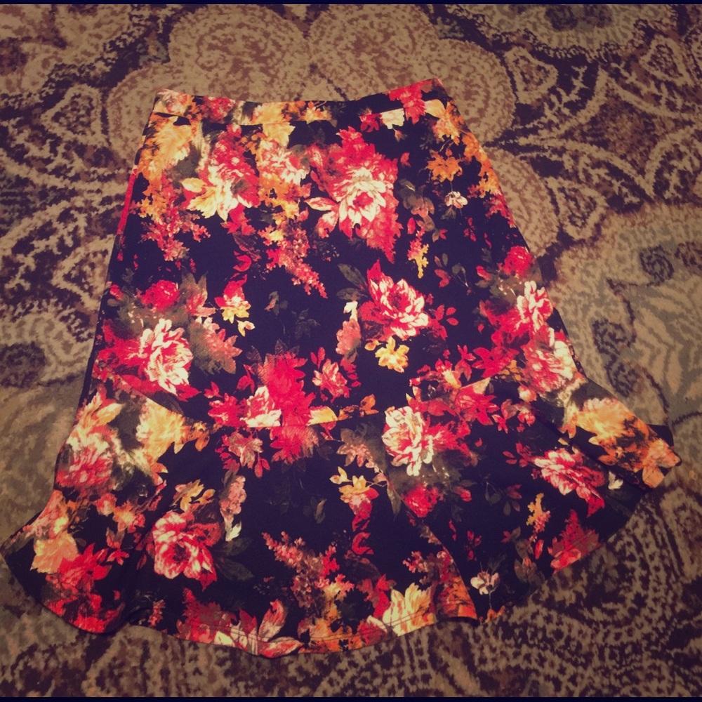 Pleione skirt