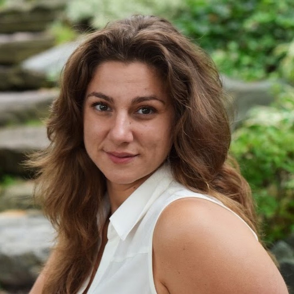 Meet your Posher, Christina louise