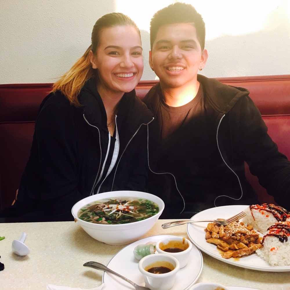 Meet your Posher, Mia