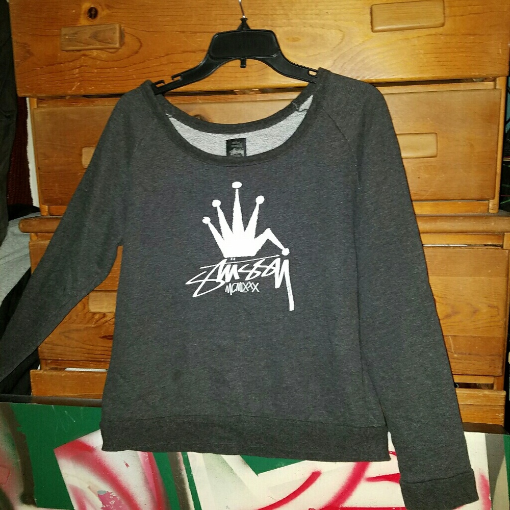 Women's stussy sweatshirt